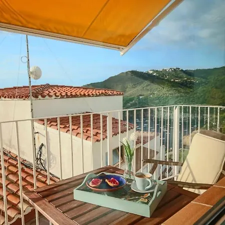 Apartment Precioso Apartmento Sobre El Mar, Cap Sa Sal, Begur, Girona