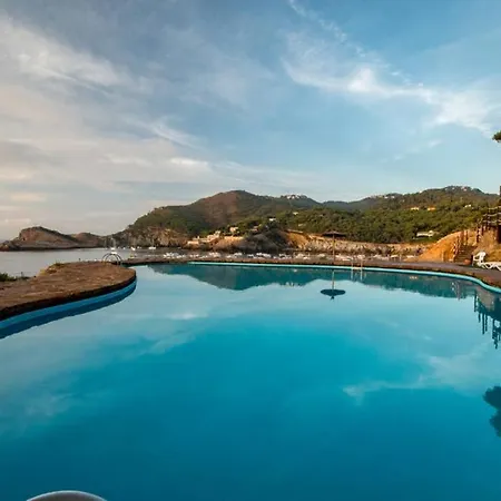 Precioso Apartmento Sobre El Mar, Cap Sa Sal, Begur, Girona Apartment
